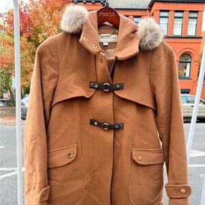 Trina Turk Brown Cape Coat with Faux Fur Collar and A-Line shape